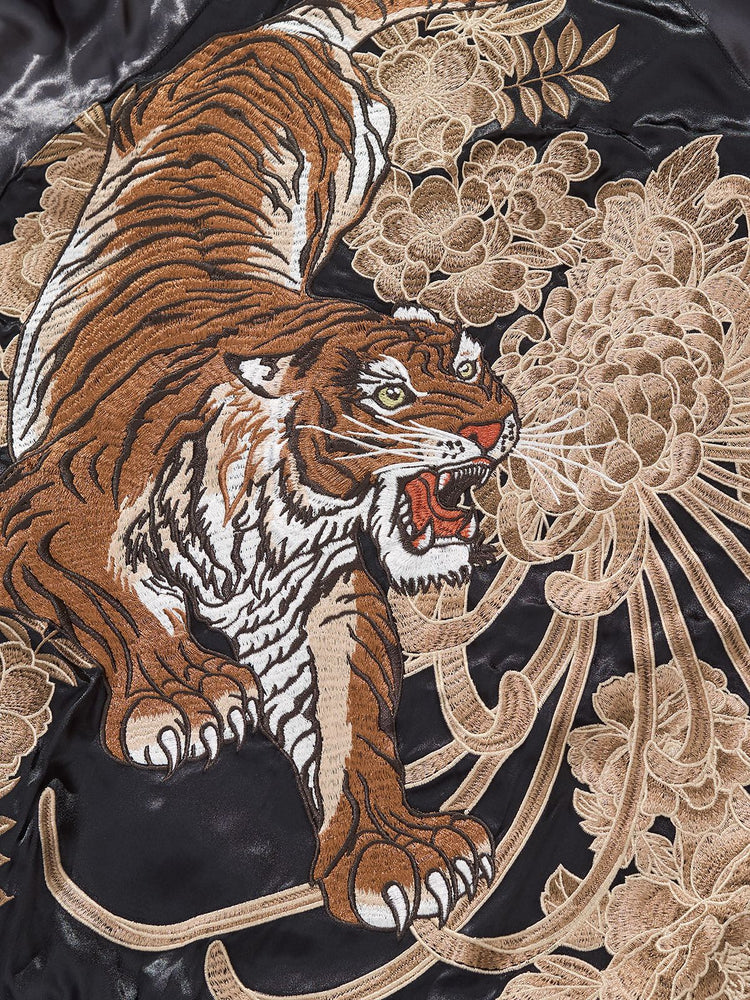 Huaxia Junpin Chinese style national tide heavy industry jacket casual national tide embroidery tiger down the mountain baseball uniform jacket S105